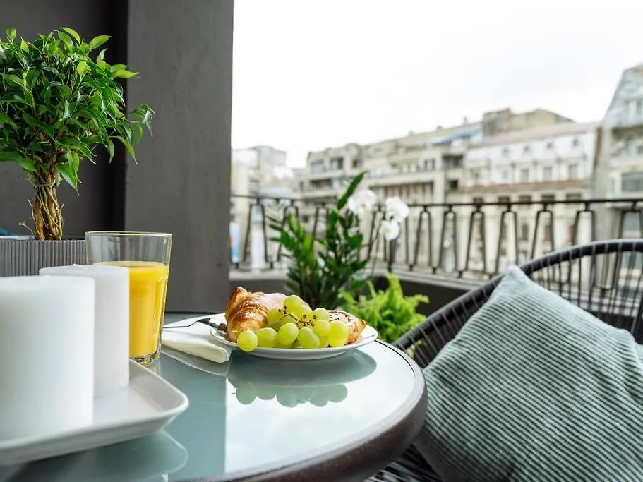 Great Views Apartment In Piata Romana Bucharest